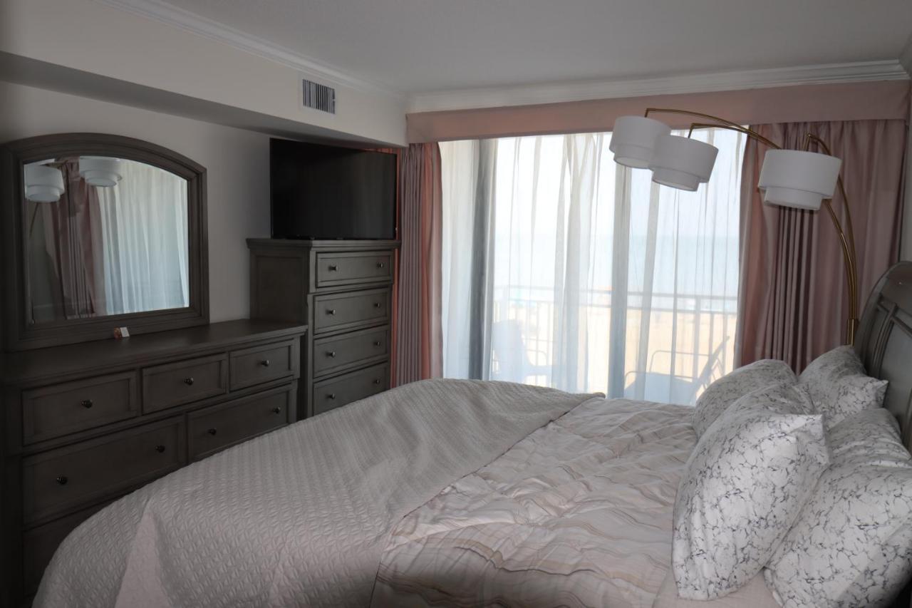 Beach Luxury Oceanfront バージニアビーチ エクステリア 写真