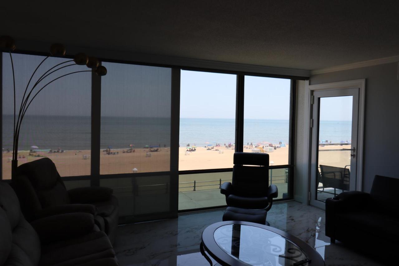 Beach Luxury Oceanfront バージニアビーチ エクステリア 写真