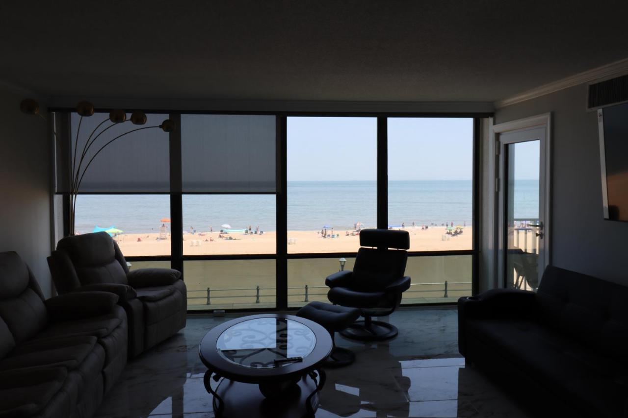 Beach Luxury Oceanfront バージニアビーチ エクステリア 写真
