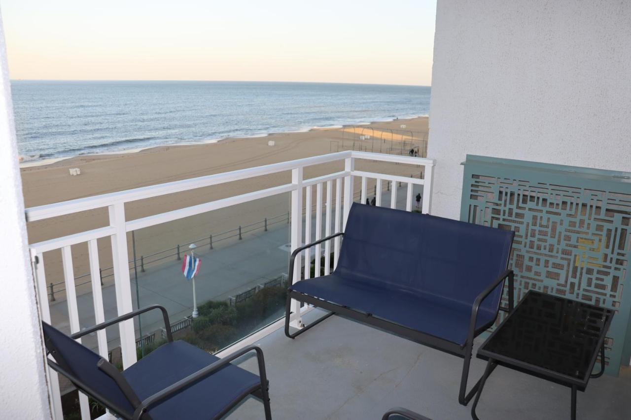 Beach Luxury Oceanfront バージニアビーチ エクステリア 写真