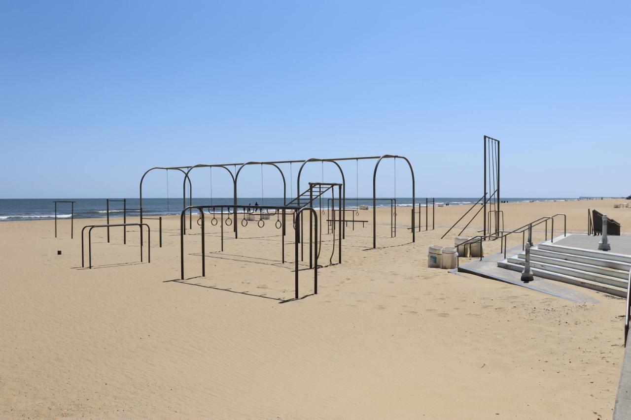 Beach Luxury Oceanfront バージニアビーチ エクステリア 写真