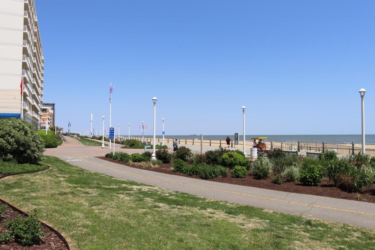 Beach Luxury Oceanfront バージニアビーチ エクステリア 写真