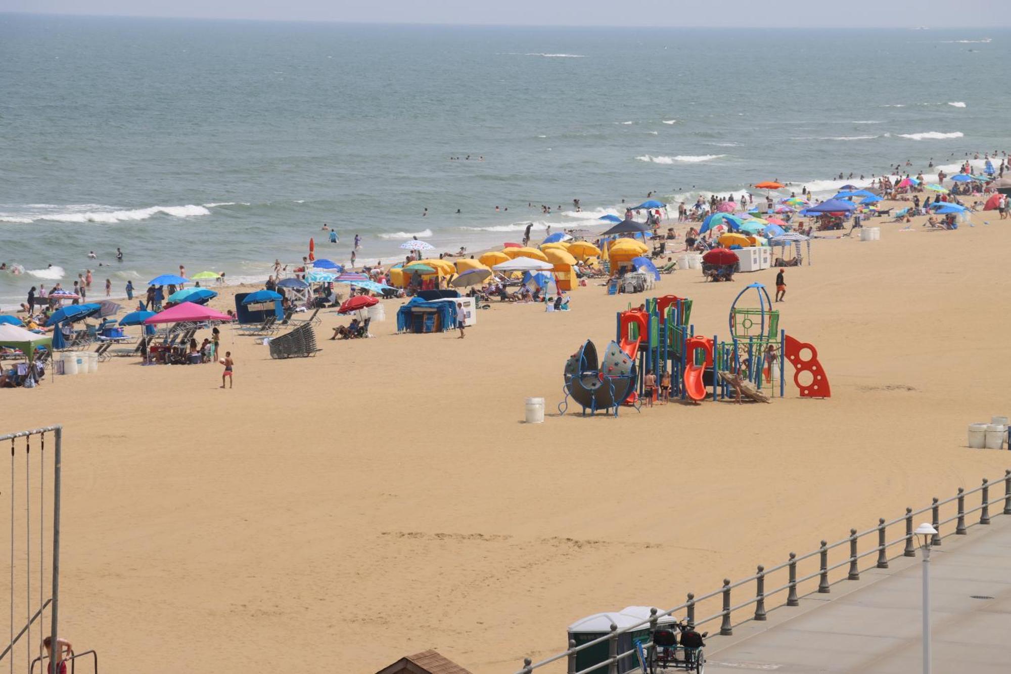 Beach Luxury Oceanfront バージニアビーチ エクステリア 写真